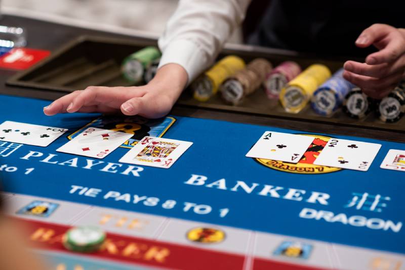 Nguyên lý của chiến lược dồn cược Banker